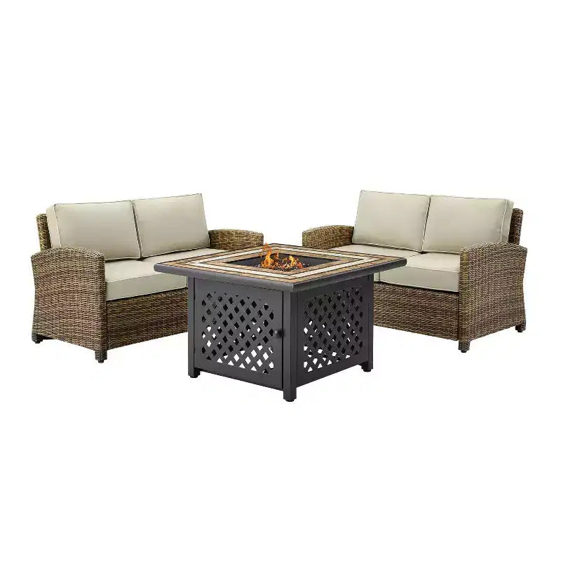 Crosley Ensemble de mobilier de patio extérieur 3 pièces Bradenton en acier avec foyer et deux causeuses, brun/beige
