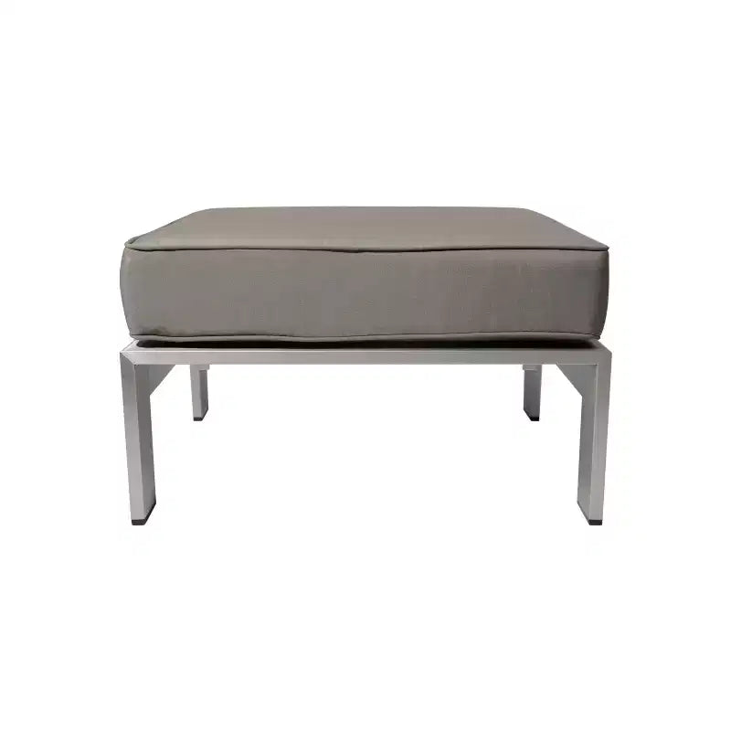 Christopher Knight Home Cape Coral Ensemble de 4 fauteuils de club et poufs d'extérieur en aluminium avec coussins, kaki/argent