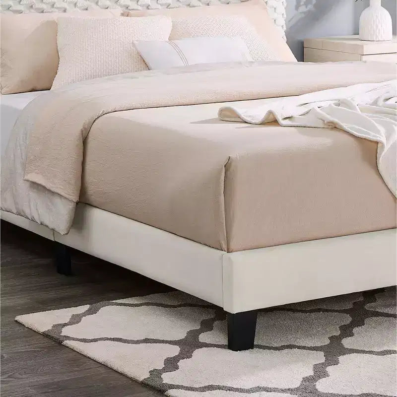 Ensemble de chambre Findlay 2 pièces, lit tapissé 3D moelleux avec table de chevet