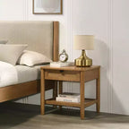 Ensemble de chambre à coucher 2 pièces en bois d'hévéa Vichy Roundhill Furniture, lit plateforme avec table de chevet