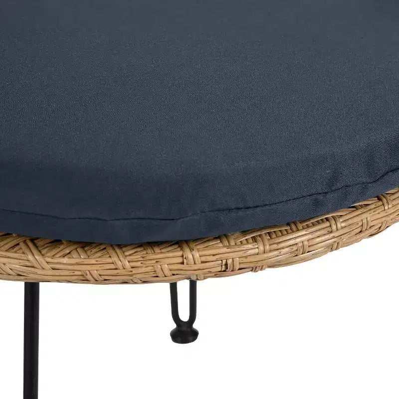 Ensemble de loisirs d'extérieur Whisen, 2 fauteuils individuels en rotin avec une table ronde en verre, idéal pour les patios, balcons et cours.