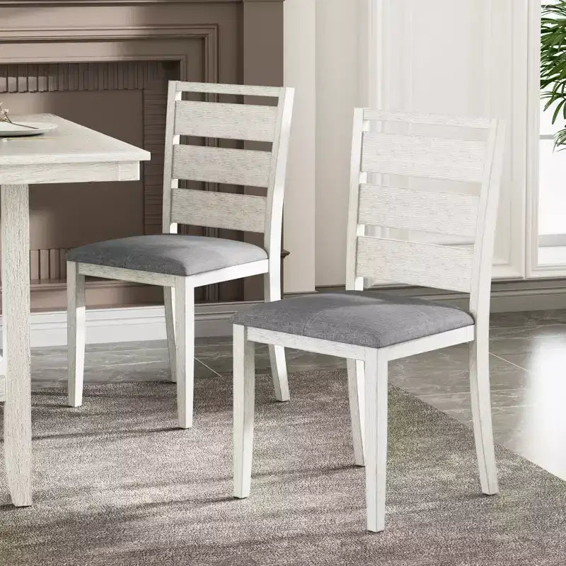 VECELO Ensemble de salle à manger rustique 5 pièces, table carrée en bois d'hévéa avec étagère et 4 chaises de salle à manger sans accoudoirs rembourrées pour la cuisine, Gris