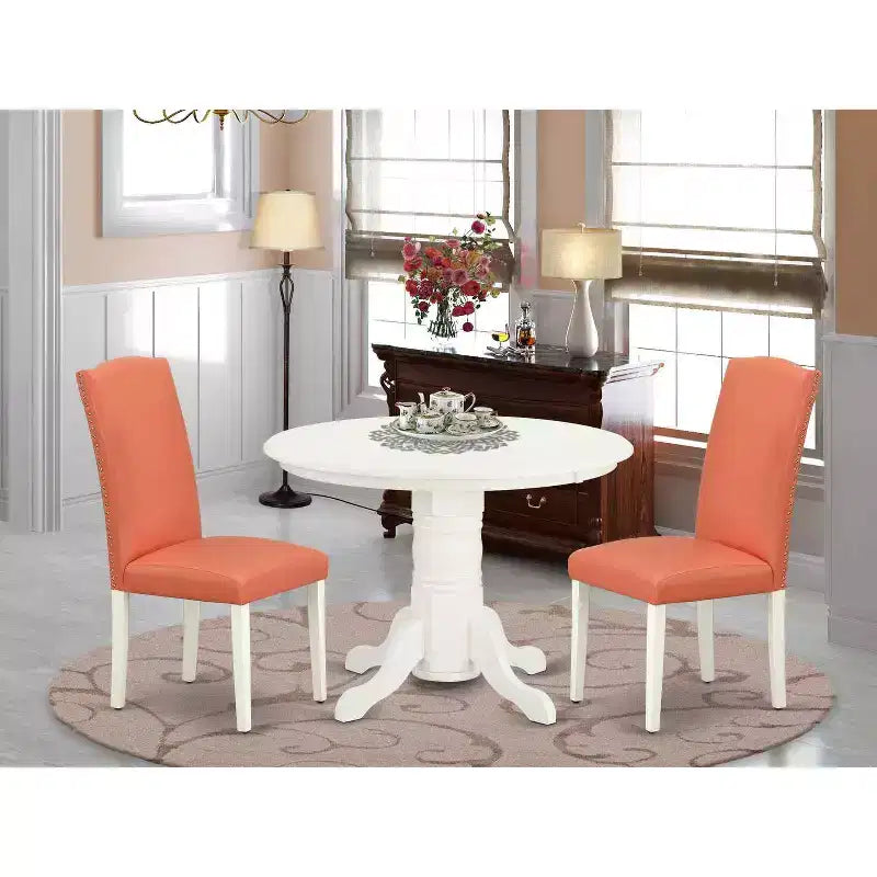 Ensemble de dînette ronde 3 pièces - Table de 42 po et 2 chaises Parson - Cuir synthétique rose flamant - Élégance éclectique