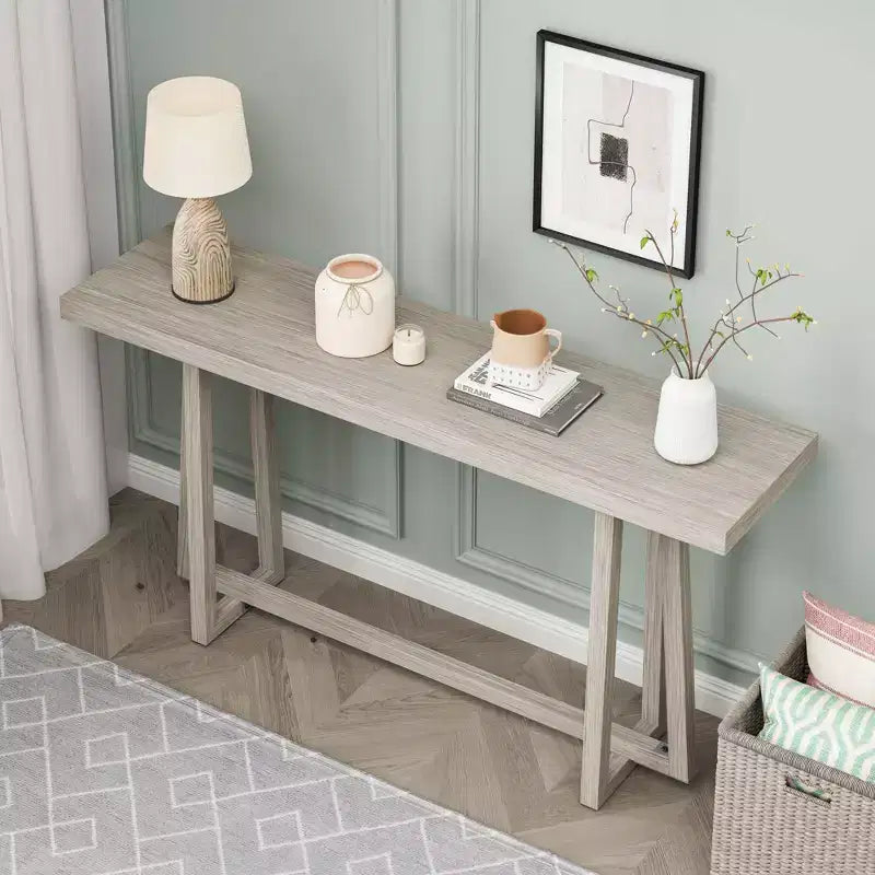 Console moderne en bois avec piètement trapèze, table d'entrée minimaliste pour bureau, couloir, salon