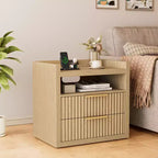 Table de chevet cannelée de 24 pouces de large avec station de recharge, 2 tiroirs, étagère ouverte, table de chevet en bois naturel, table d'appoint moderne du milieu du siècle pour chambre à coucher