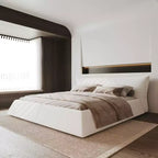 Lit plateforme rembourré King Size avec tête de lit en velours de forme spéciale, cadre en métal et bois massif Beige