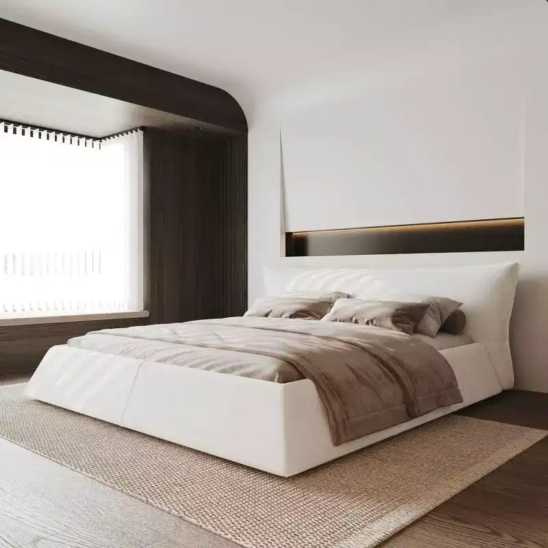 Lit plateforme rembourré King Size avec tête de lit en velours de forme spéciale, cadre en métal et bois massif Beige