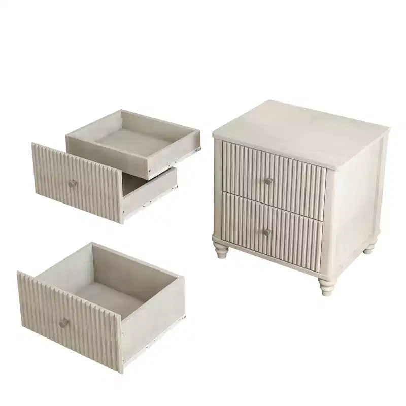 Ensemble de chambre à coucher 3 pièces, lit queen/king size et 2 tables de chevet cannelées avec tiroirs de rangement - ModernLuxe
