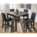 Ensemble table à manger noir pour 4 personnes : Plateau carré contemporain en faux marbre, sièges rembourrés en vinyle, hauteur comptoir, ensemble de 5 pièces