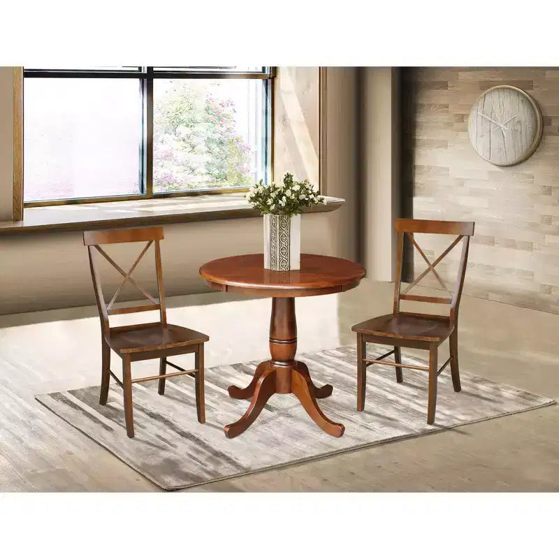 International Concepts Table de salle à manger ronde à piedestal de 76 cm avec 2 chaises à dossier en X, couleur expresso : en parawood massif, ensemble de 3 pièces