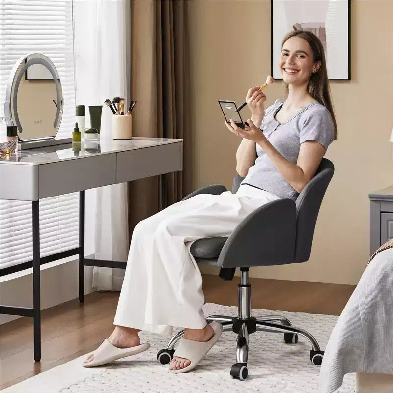 Chaise de bureau pivotante à roulettes avec accoudoirs pour la maison ou le bureau
