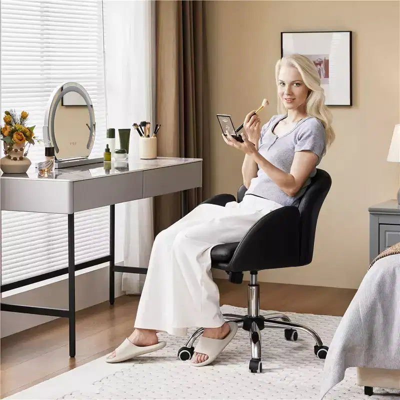 Chaise de bureau pivotante à roulettes avec accoudoirs pour la maison ou le bureau