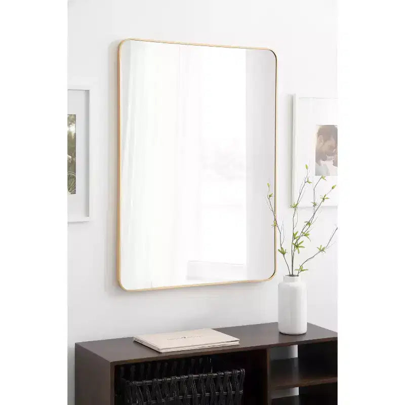 Miroir mural encadré rectangulaire avec bords arrondis